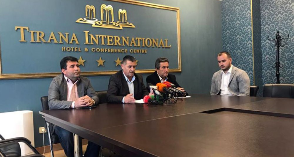Rritja e naftes: Biznesi i vogel ne veshtiresi, paralajmeron protesta